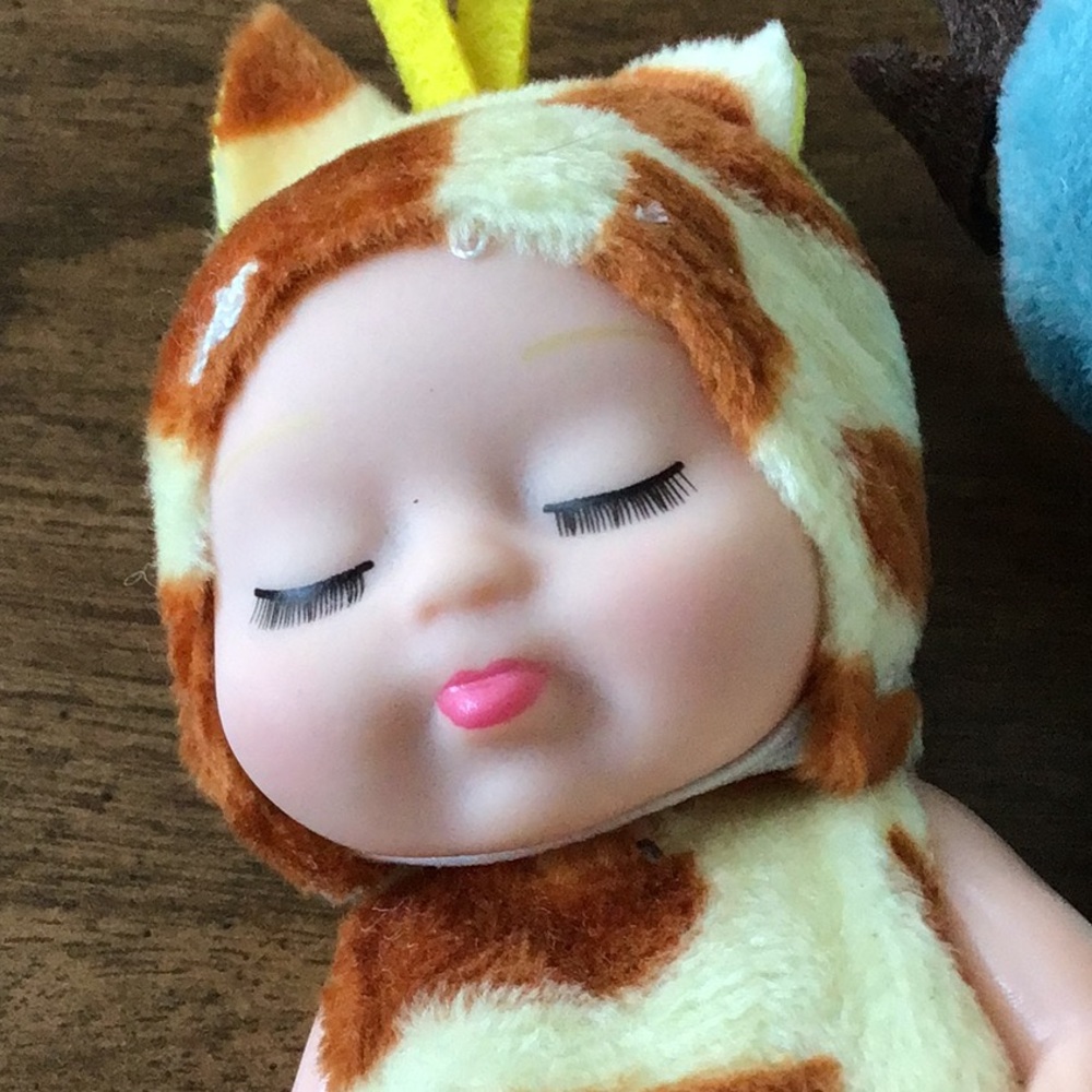 Keyohome Mini newborn baby dolls with animal-themed outfits. Set of 8 - Picture 12 of 15